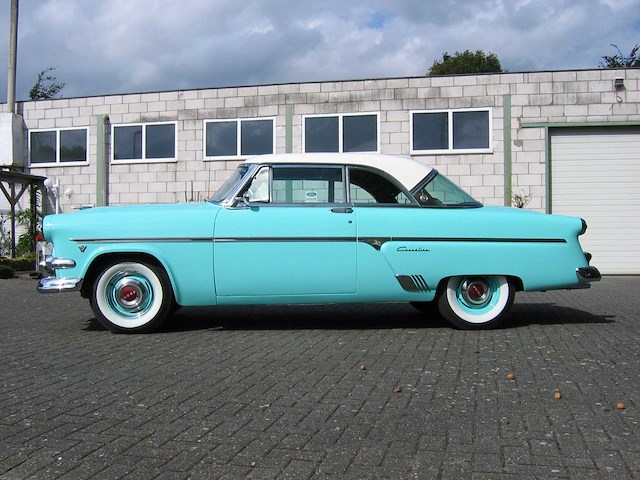 Ford crestline victoria 1954 - unieke staat - afbeelding 3 van  9