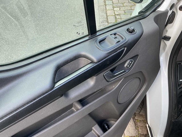 Ford custom transit bestelwagen - afbeelding 6 van  29