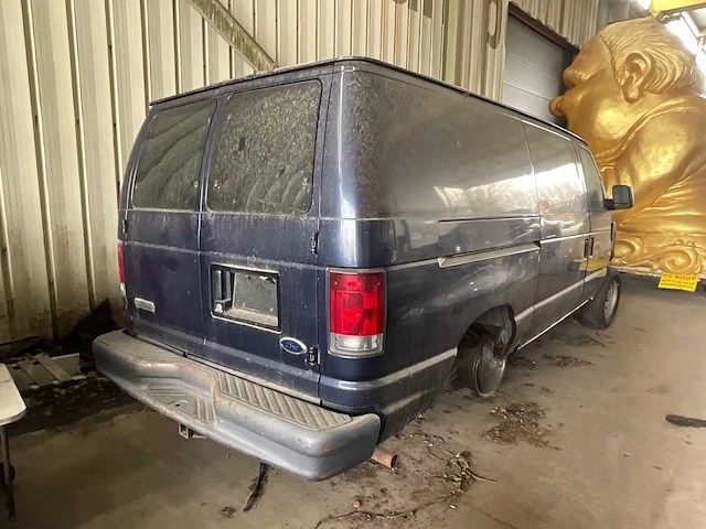 Ford e-150 - oldtimer - afbeelding 3 van  8
