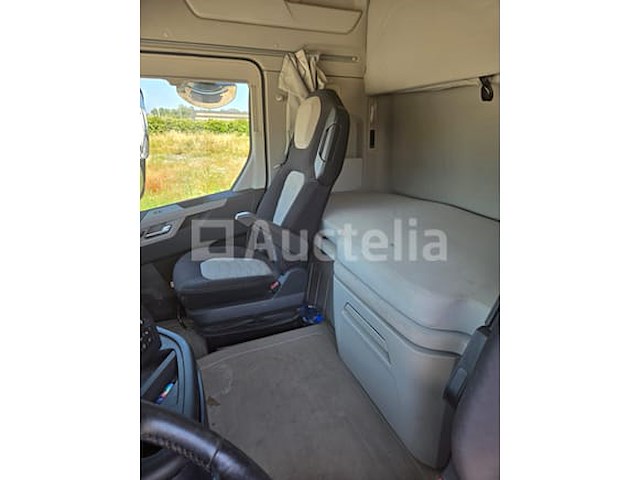 Ford f-max tractor unit (2022-402.821 km)(vin: nm0kcxtp6kns98299) - afbeelding 16 van  33