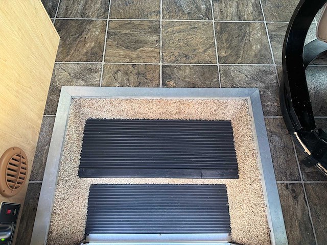 Ford f550 - hurricane - camper - camper - afbeelding 9 van  52