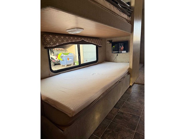 Ford f550 - hurricane - camper - camper - afbeelding 38 van  52