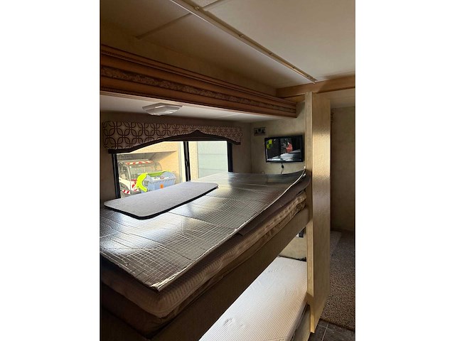 Ford f550 - hurricane - camper - camper - afbeelding 39 van  52