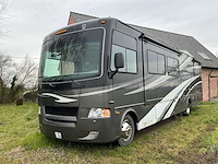 Ford f550 camper - afbeelding 1 van  48