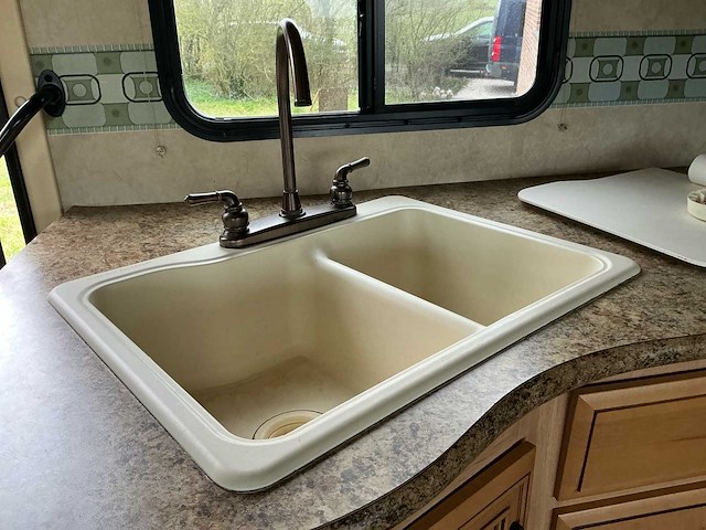 Ford f550 camper - afbeelding 20 van  54