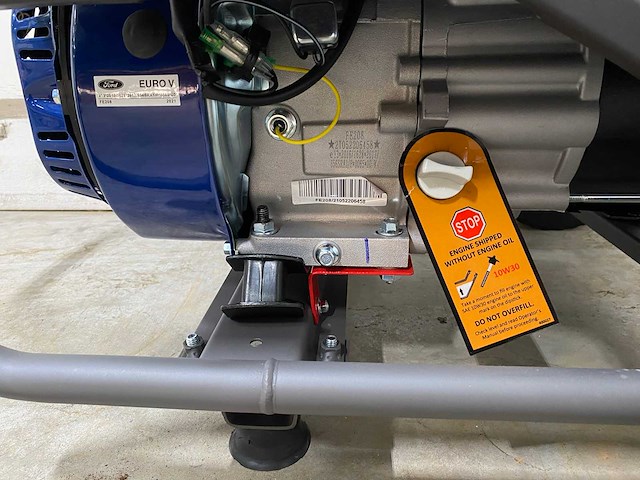 Ford fg4050 benzine stroomgenerator - afbeelding 12 van  15