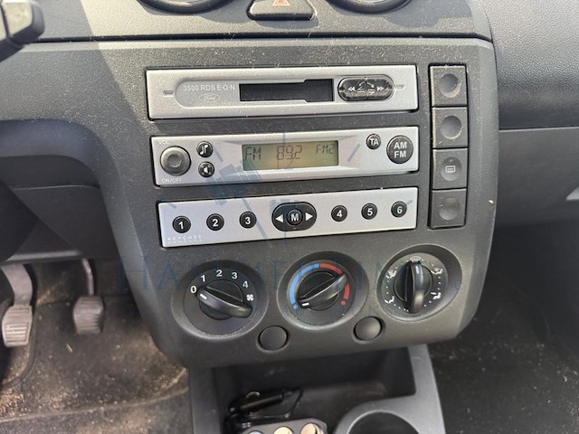 Ford fiesta 1 3i ambiente, 2005 - afbeelding 4 van  29