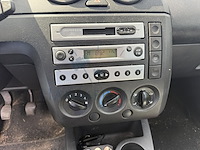 Ford fiesta 1 3i ambiente, 2005 - afbeelding 4 van  29