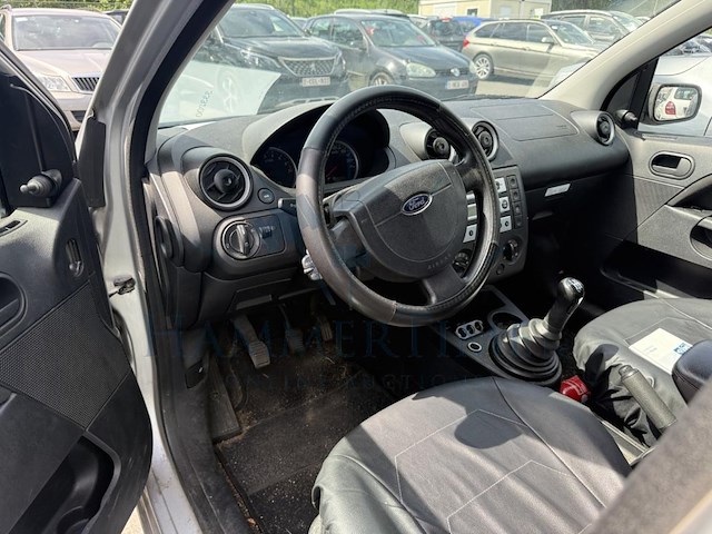Ford fiesta 1 3i ambiente, 2005 - afbeelding 27 van  29