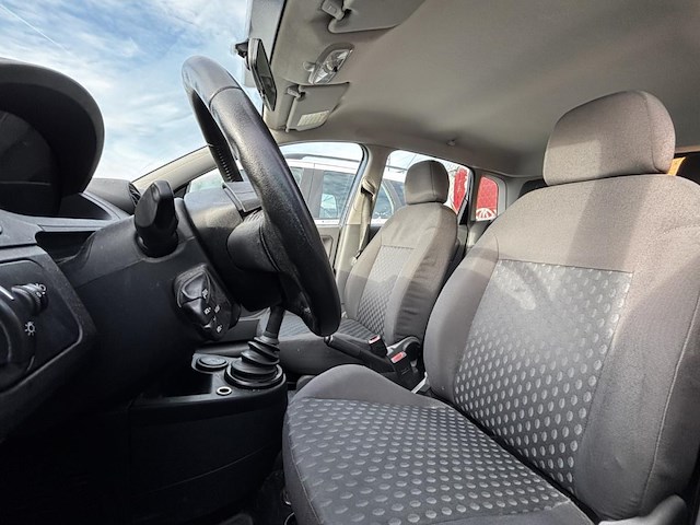 Ford fiesta 1 4 ambiente, 2003 - afbeelding 25 van  27