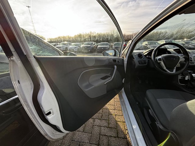 Ford fiesta 1 6 dpf, 2011 - afbeelding 27 van  29