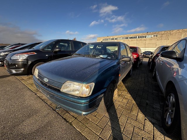 Ford fiesta 1.3i start, 1994 - afbeelding 1 van  23