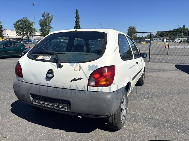 Ford fiesta 1.3i start, 1999 - afbeelding 27 van  31