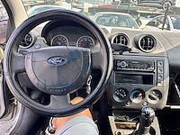 Ford fiesta 1.3i start, 2004 - afbeelding 5 van  38