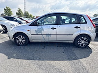 Ford fiesta 1.3i start, 2004 - afbeelding 37 van  38