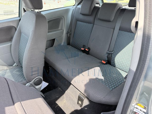 Ford fiesta 1.3i start 70, 2003 - afbeelding 15 van  38