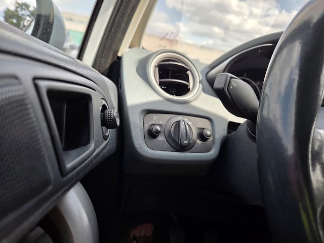 Ford fiesta 1.4 tdci trend,2010 - afbeelding 17 van  51