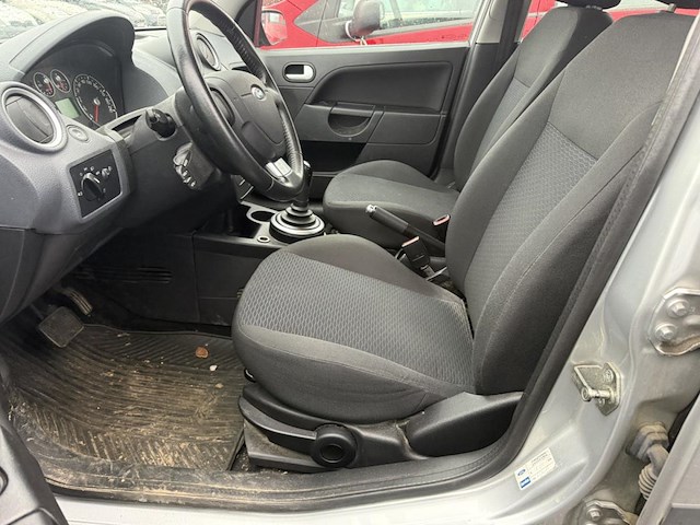 Ford fiesta 1.4 turbo tdci start, 2008 - afbeelding 27 van  29