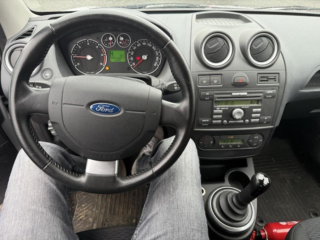 Ford fiesta 1.4 turbo tdci start, 2008 - afbeelding 29 van  29