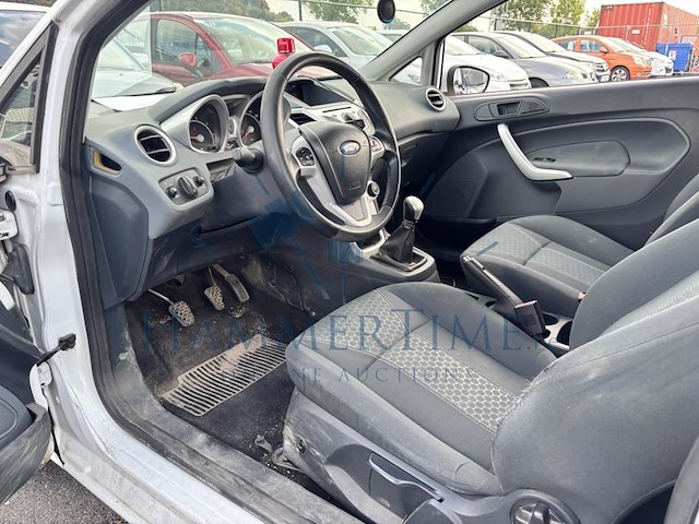 Ford fiesta 1.4i titanium, 2010 - afbeelding 3 van  35