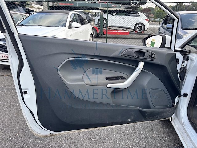 Ford fiesta 1.4i titanium, 2010 - afbeelding 35 van  35