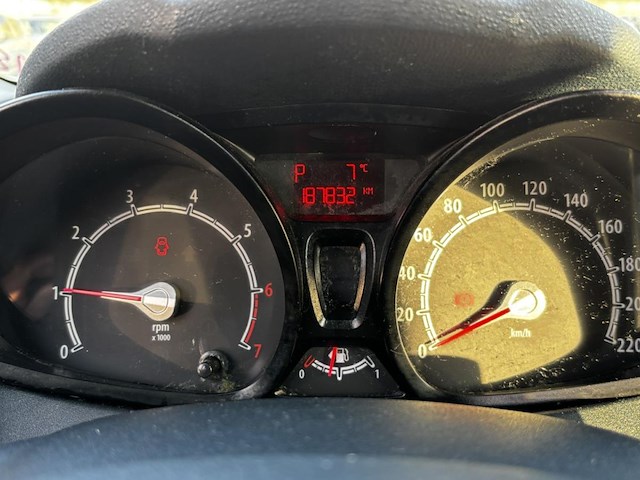 Ford fiesta 1.4i trend 96 at, 2012 - afbeelding 2 van  31