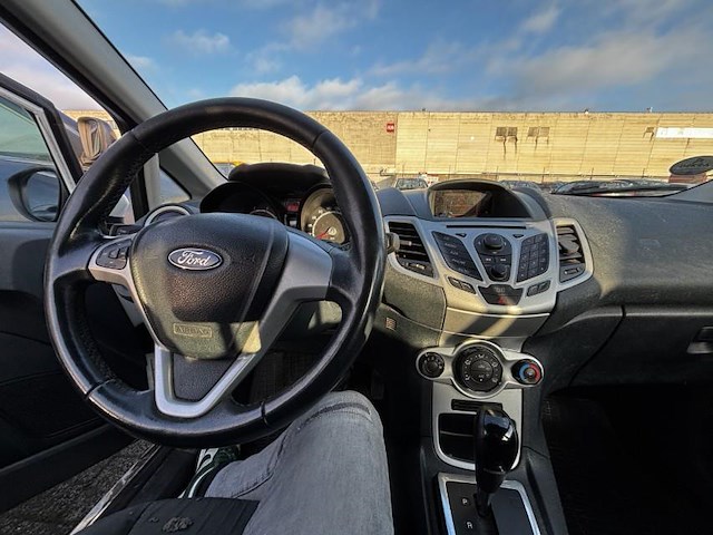 Ford fiesta 1.4i trend 96 at, 2012 - afbeelding 3 van  31