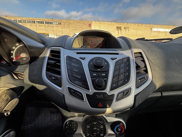 Ford fiesta 1.4i trend 96 at, 2012 - afbeelding 4 van  31