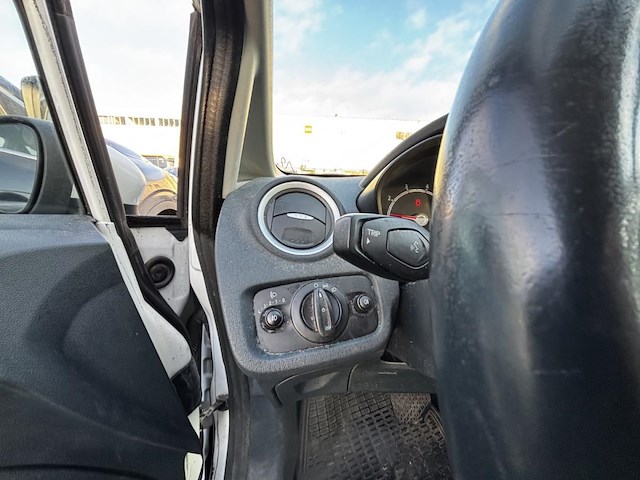 Ford fiesta 1.4i trend 96 at, 2012 - afbeelding 8 van  31