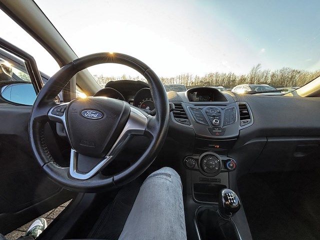 Ford fiesta 1.5 tdci sync edition, 2016 - afbeelding 2 van  26
