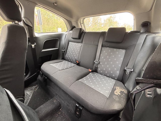 Ford fiesta, 2004 - afbeelding 8 van  31