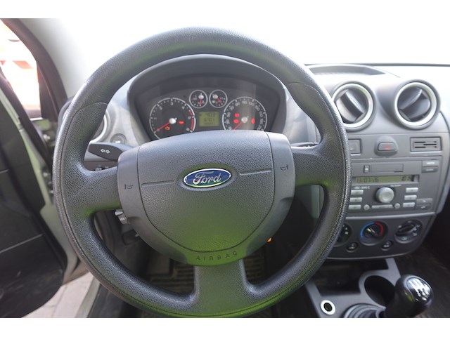 Ford fiesta - afbeelding 2 van  24