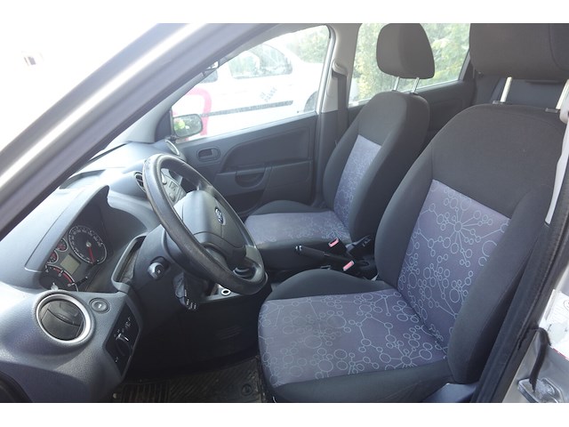 Ford fiesta - afbeelding 23 van  24