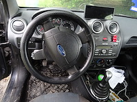 Ford fiesta - afbeelding 9 van  11
