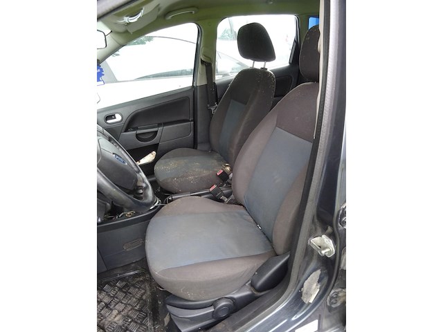 Ford fiesta - afbeelding 10 van  11