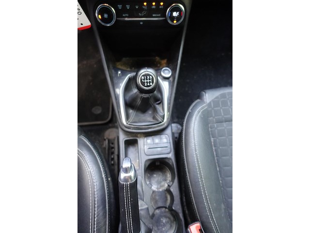 Ford fiesta - afbeelding 14 van  26