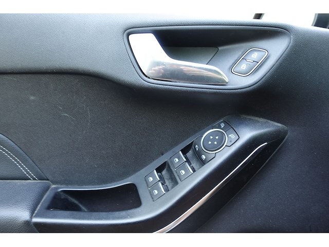 Ford fiesta - afbeelding 15 van  26