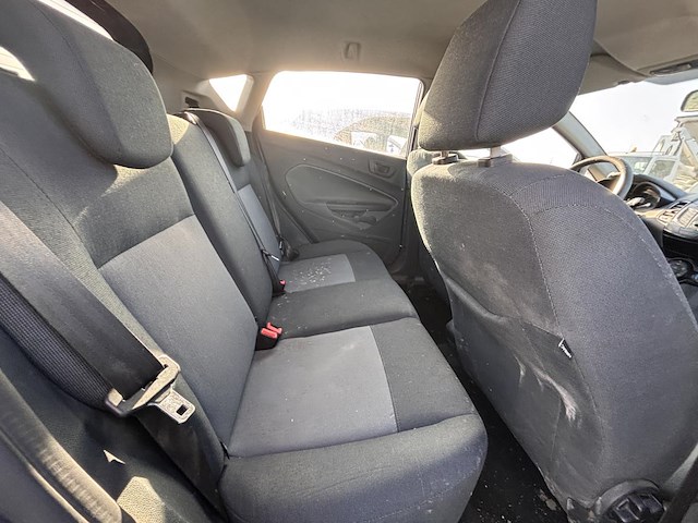Ford fiesta - afbeelding 14 van  16