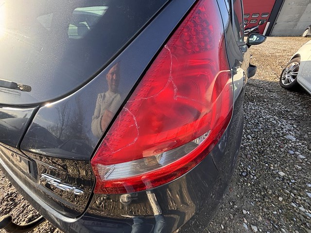 Ford fiesta - afbeelding 15 van  16