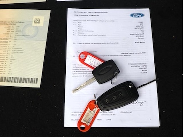 Ford focus - wf06xxgcc6hg27155 - 2017 - afbeelding 11 van  19