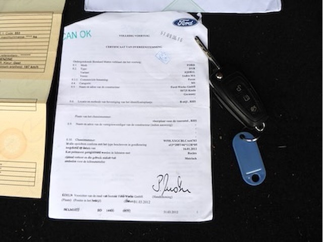 Ford focus - wf0lxxgcblca44703 - 2012 - afbeelding 13 van  20