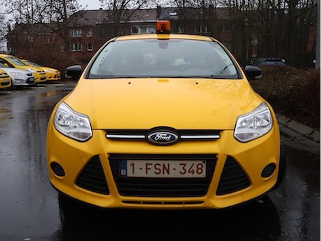 Ford focus - wf0lxxgcbldc56801 - 2013 - afbeelding 11 van  18