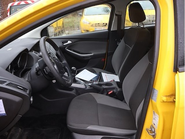 Ford focus - wf0lxxgcbldc56801 - 2013 - afbeelding 17 van  18