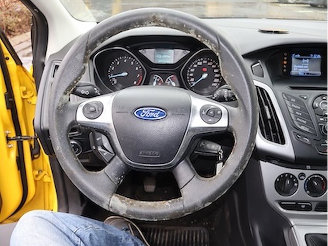 Ford focus - wf0lxxgcbldj59965 - 2013 - afbeelding 2 van  18