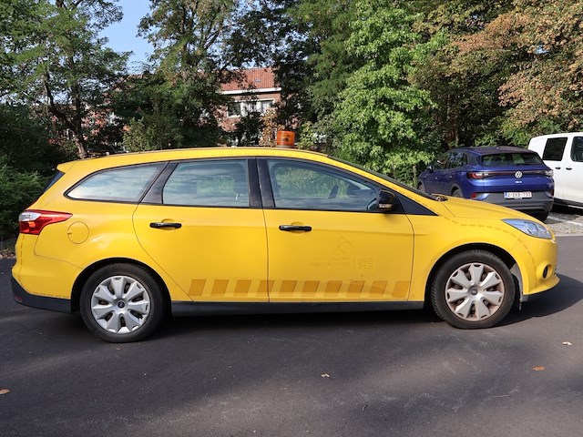Ford focus - wfolxxgcbldc58274 - 2013 - afbeelding 16 van  18