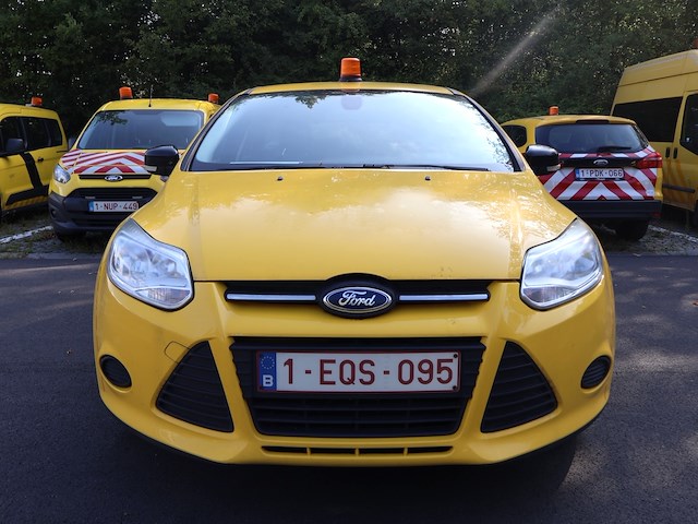 Ford focus - wfolxxgcbldj58351 - 2013 - afbeelding 9 van  16
