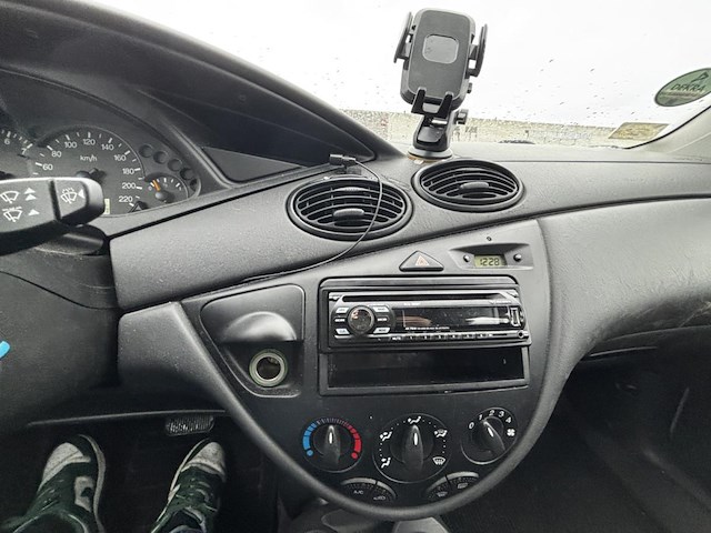 Ford focus 100, 2000 - afbeelding 4 van  24