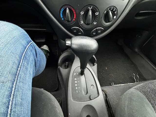 Ford focus 100, 2000 - afbeelding 5 van  24