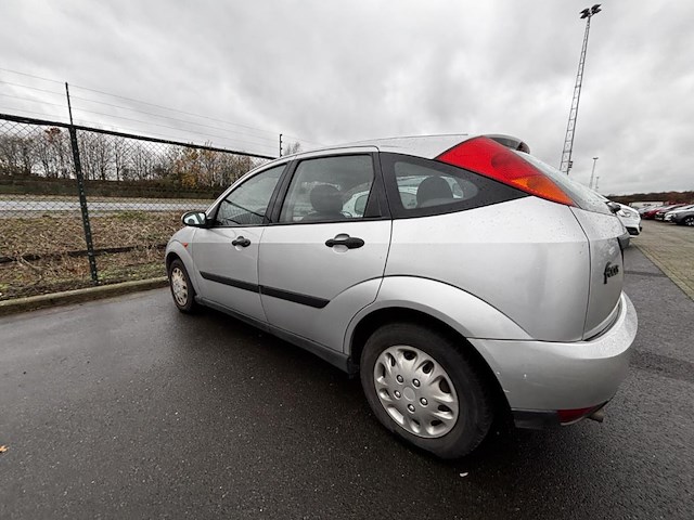 Ford focus 100, 2000 - afbeelding 21 van  24