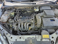 Ford focus 1.4i 16v ambiente 80, 2003 - afbeelding 7 van  46
